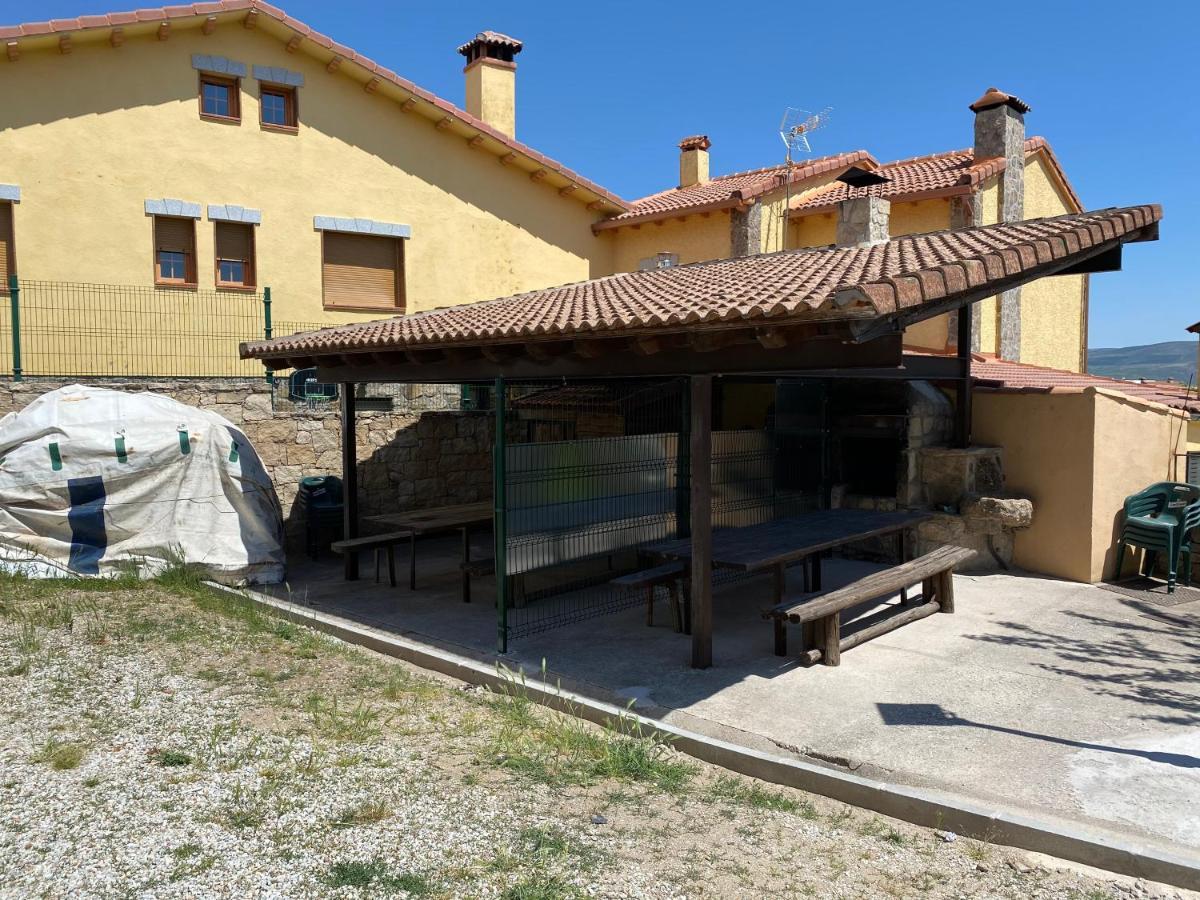 Mirasierra II Y III Navarredonda Exterior foto