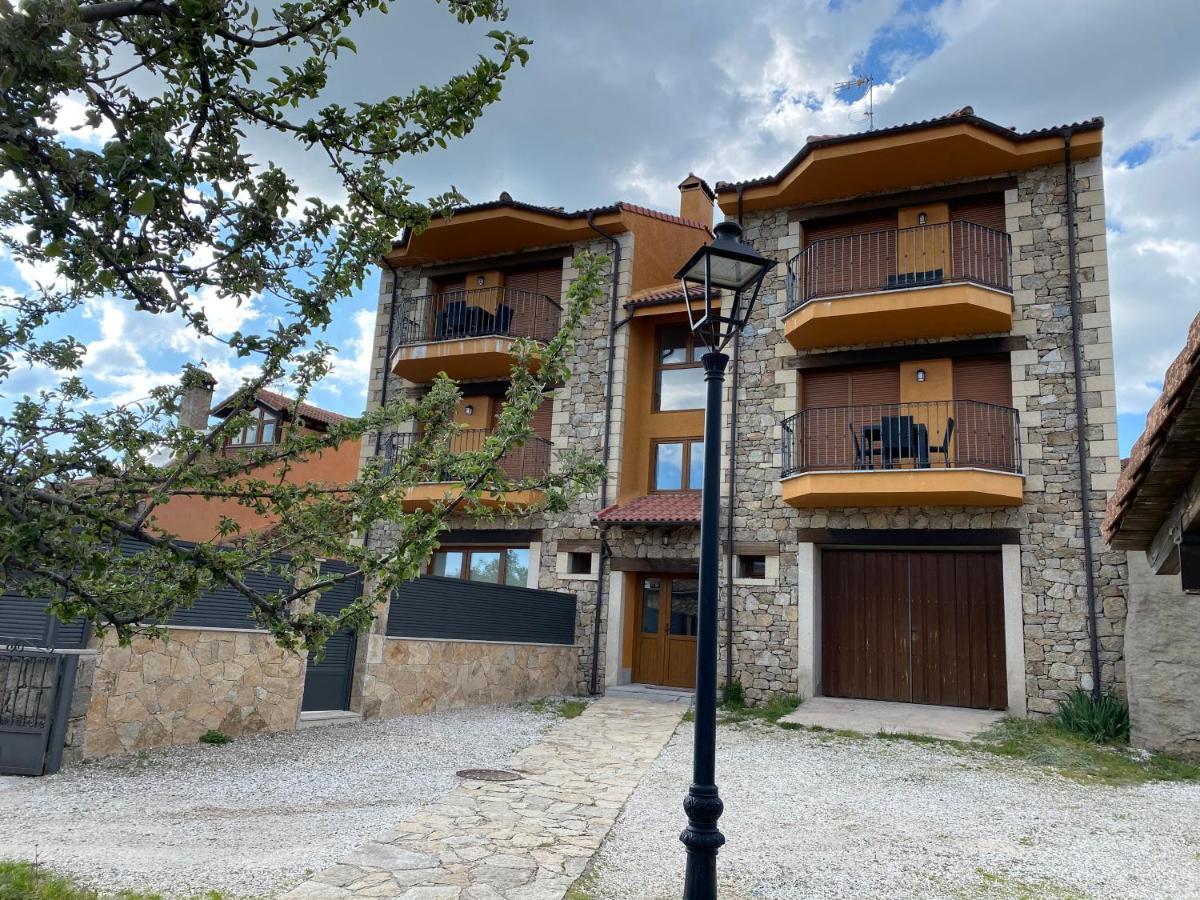 Mirasierra II Y III Navarredonda Exterior foto